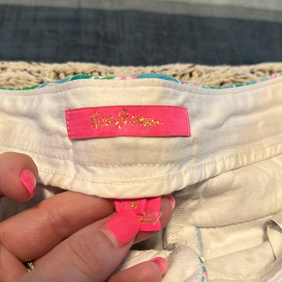 Lilly Pulitzer Scallop Buttercup Knit Shorts - Picture 3 of 5